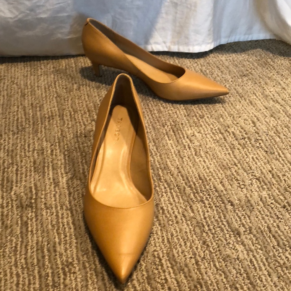 Talbots low heel! - Picture 4 of 4